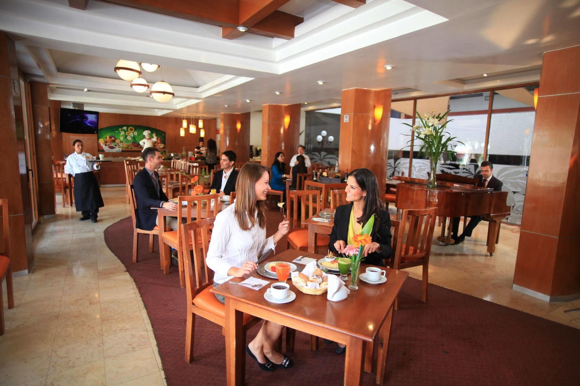 Hotel Ciros Pachuca Eksteriør bilde