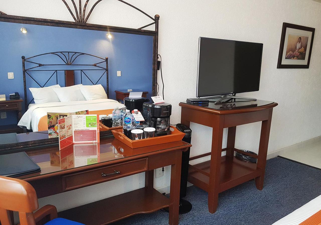 Hotel Ciros Pachuca Eksteriør bilde